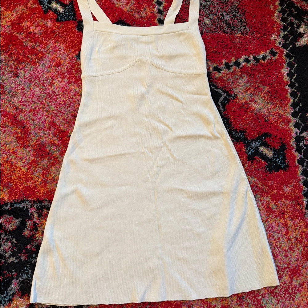 Elegant Cream Sleeveless Dress